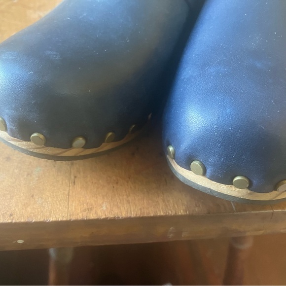 Lisa b. Navy clogs, almost new, size 38 - Picture 2 of 8